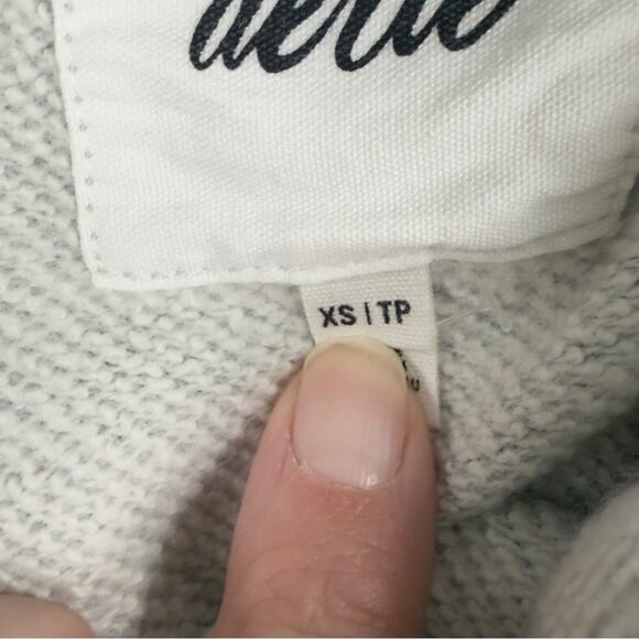 Aerie Hoodie Sweatshirt Oversized Cinch Side Ruched Pullover Grey Cropped XS NEW - Picture 9 of 12